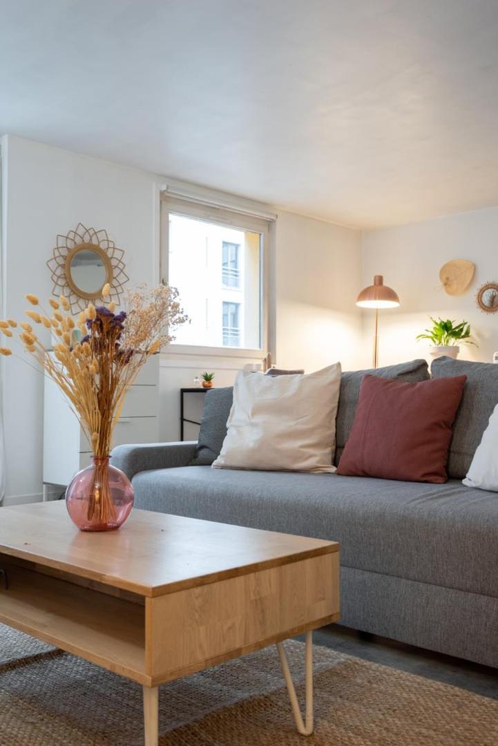 Spacious Apartment W Private Parking In Old Lila Exterior foto