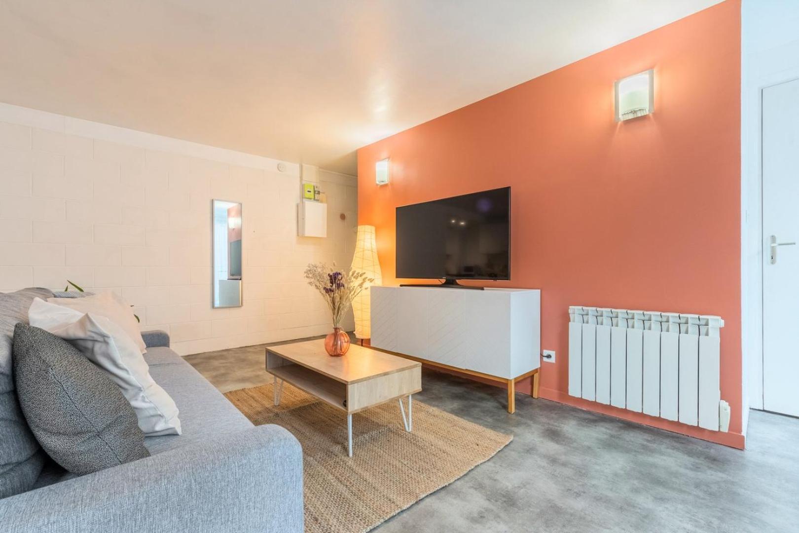 Spacious Apartment W Private Parking In Old Lila Exterior foto